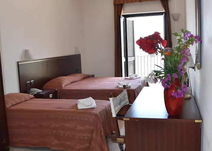 Fruit Village Tropea Baia Della Rocchetta Hotel *